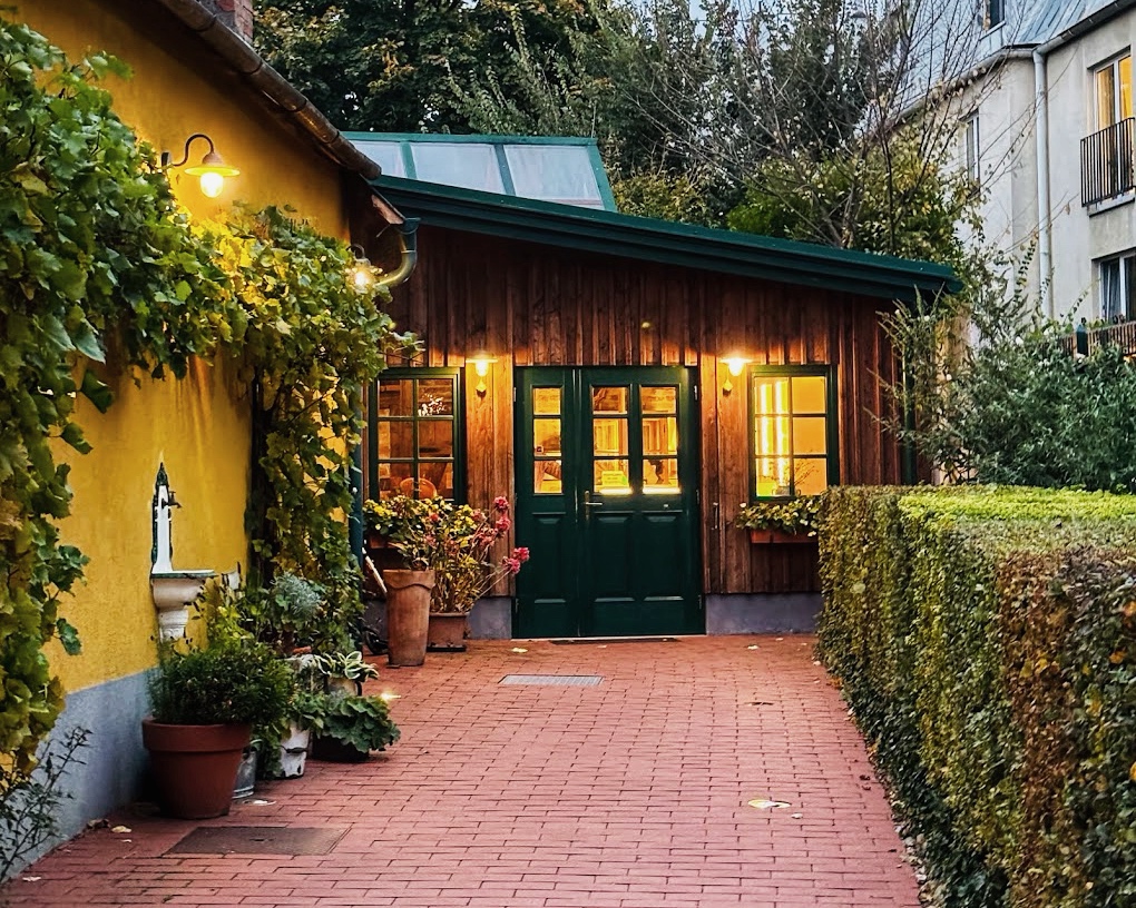 zahel weingut und heuriger, die besten heurigen in wien