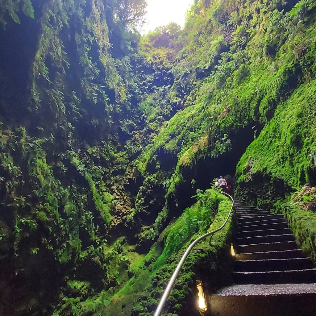 Algar do Carvão, azoren inselhopping reiseroute