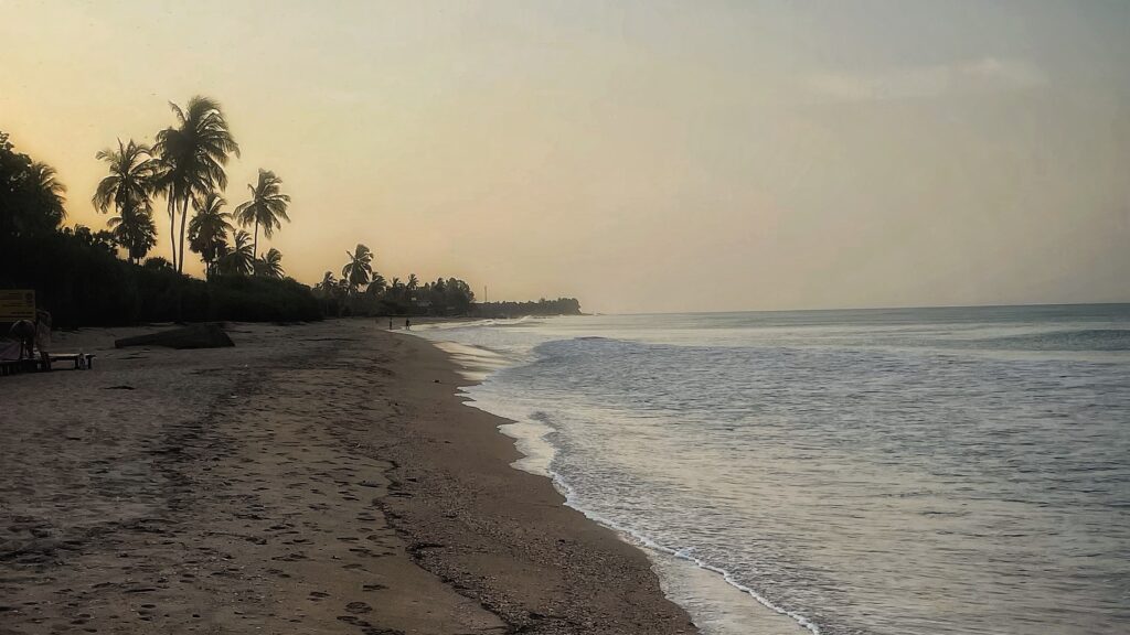 trincomalee strand, Sri Lanka reiseroute, reisebericht trincomalee, erfahrung als hochsensible Person in Sri Lanka