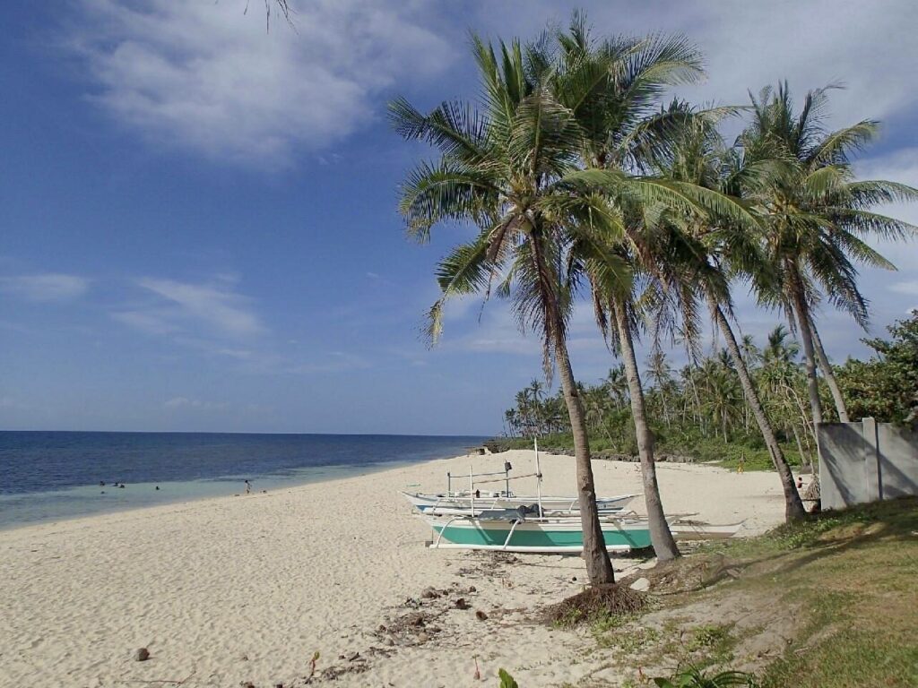 bakhaw beach, Camotes Islands travel guide