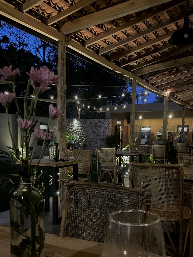hideout lounge, reisebericht arugam bay, sri lanka